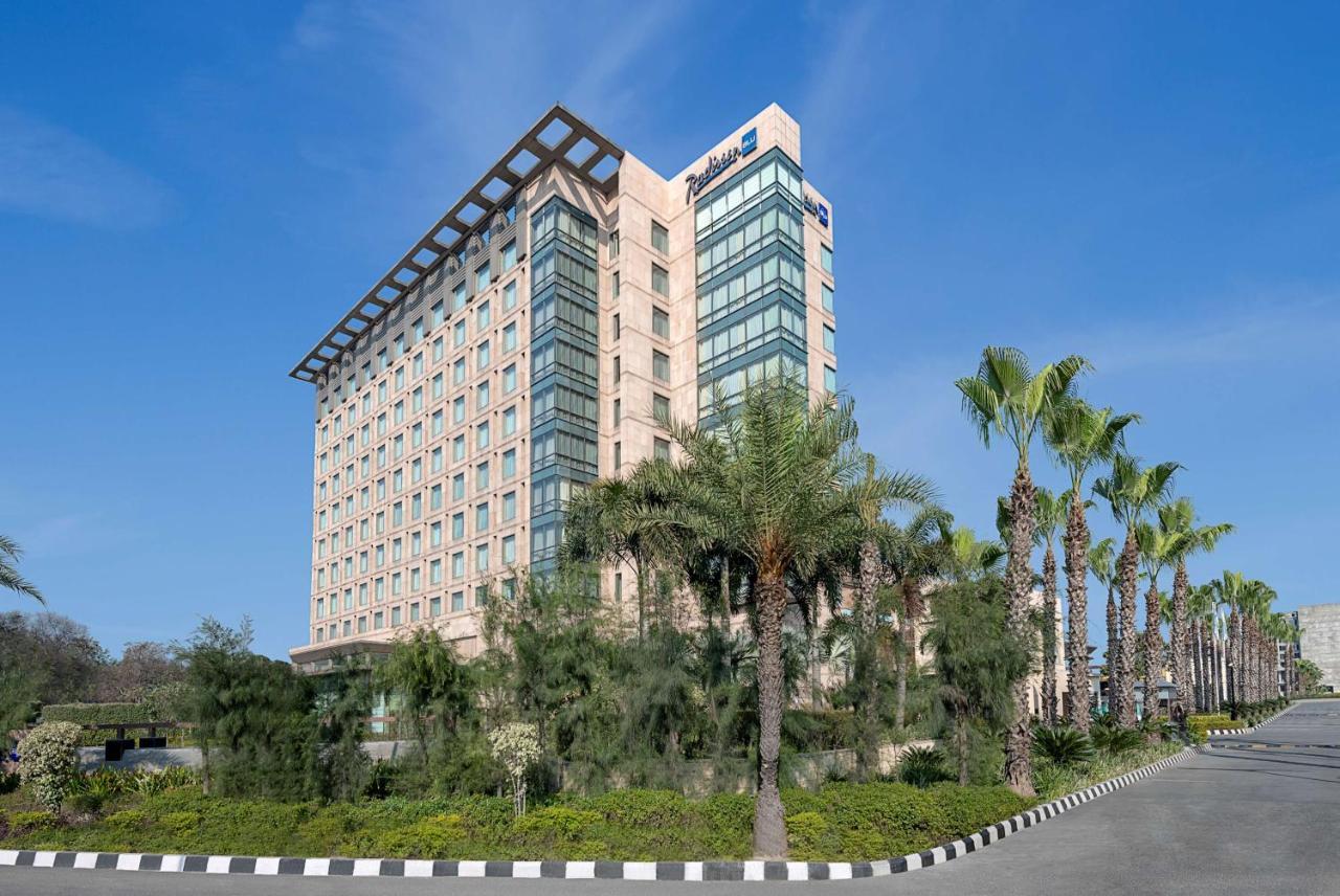 ラディソン ブル ホテル アムリトサル エクステリア 写真 Hilton Nicosia